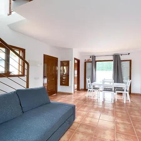 Apartment Casa Danimar 2-4 People With Pool And Barbecue *