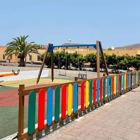 Casa Danimar 2-4 People With Pool And Barbecue Corralejo